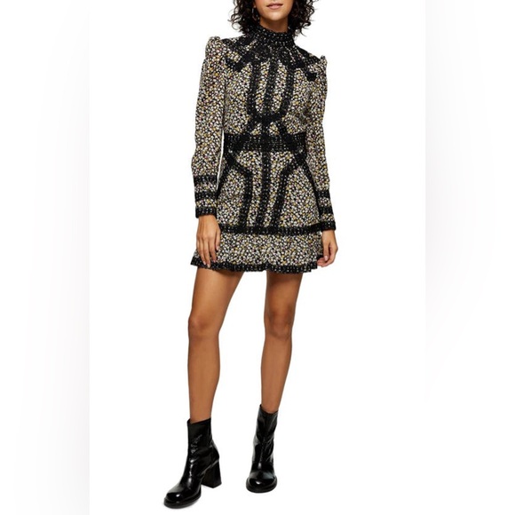 Topshop Dresses & Skirts - Topshop crochet detail and floral print minidress